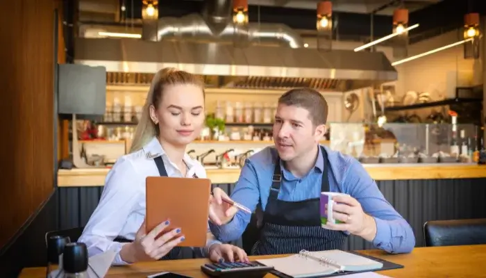 9 Tips to Start a Restaurant Business